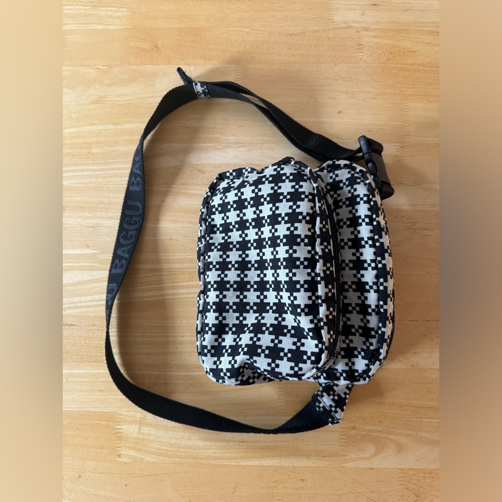 Checkered/Pixel Black & White BAGGU Fanny Pack